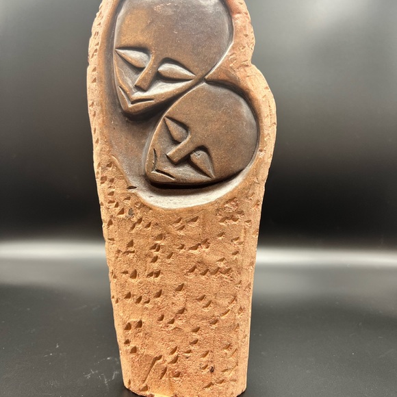 Red Stone Mother & Child Hand Carved In Zimbabwe sculpture statue home accents - Picture 3 of 11